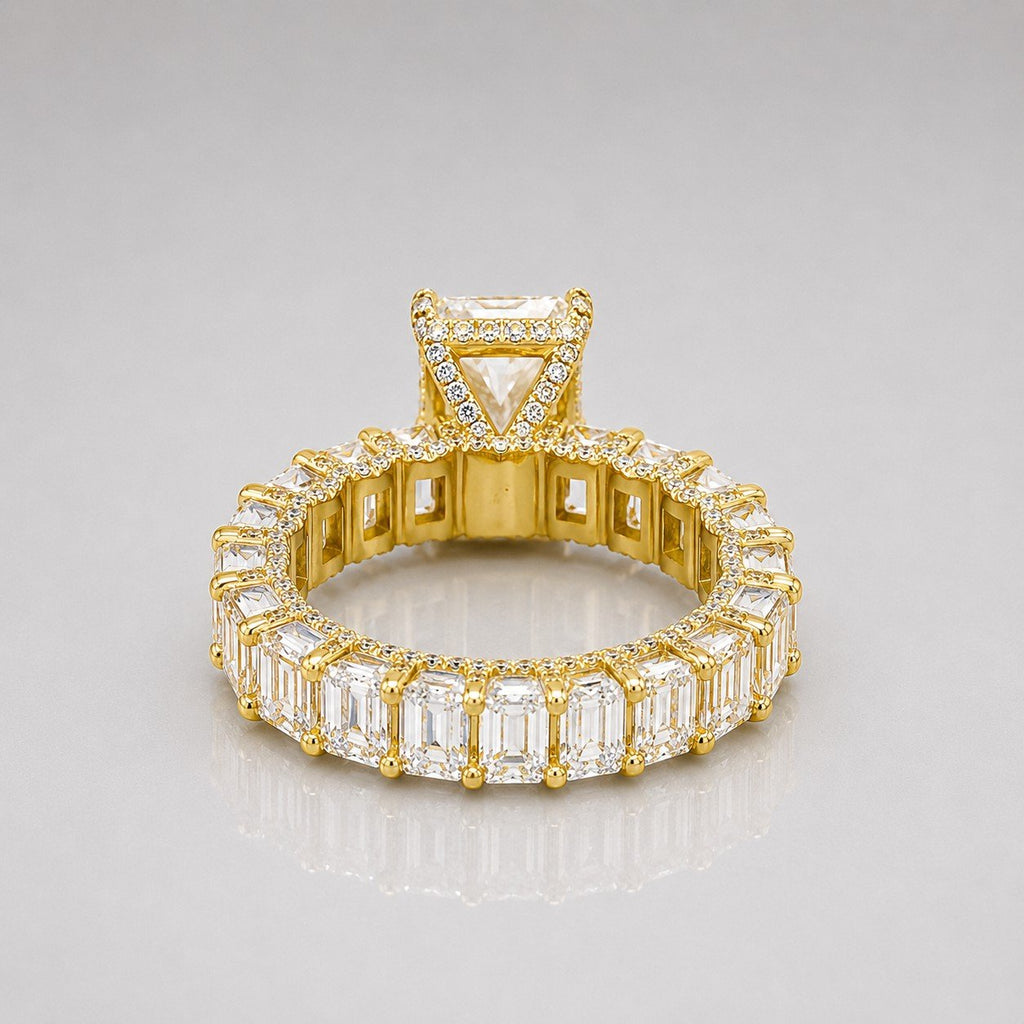14K YELLOW-GOLD DIAMOND RING